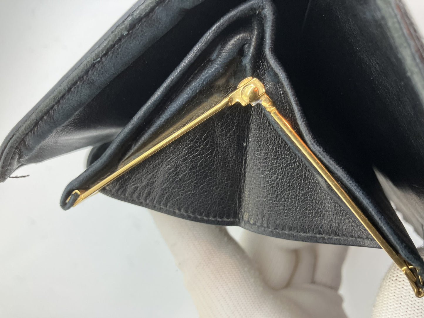 Chanel Wallet Black Caviar Skin with Box and Guarantee Card