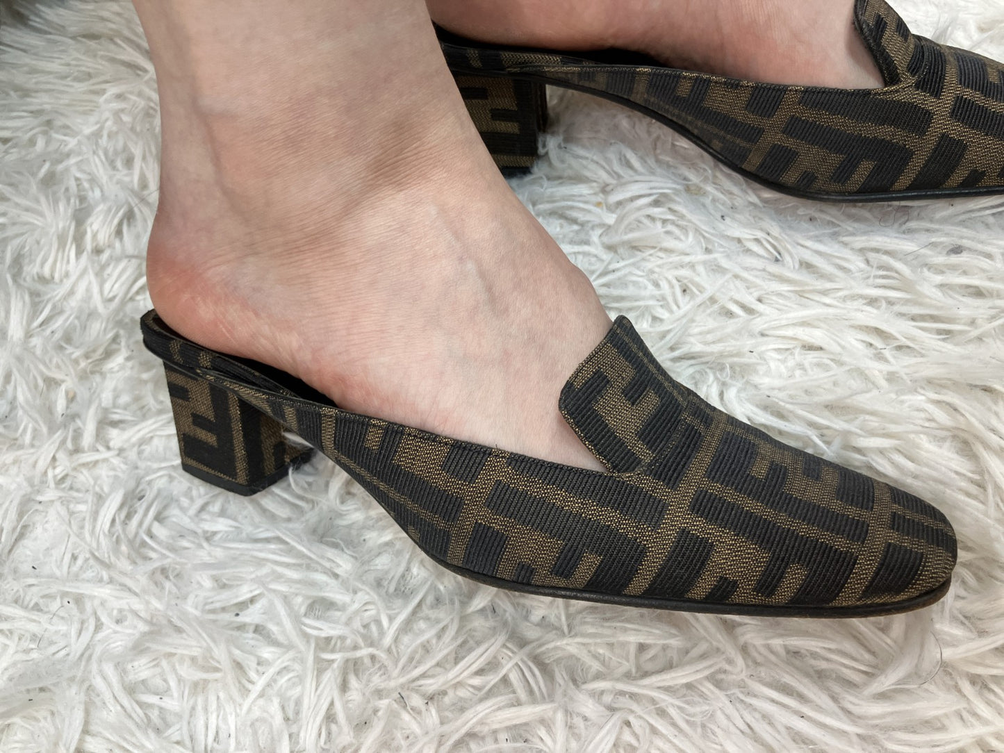 Fendi Zucca Mules Heels Brown Canvas Slide Pumps EU35 US5.5 Block Heel Italy
