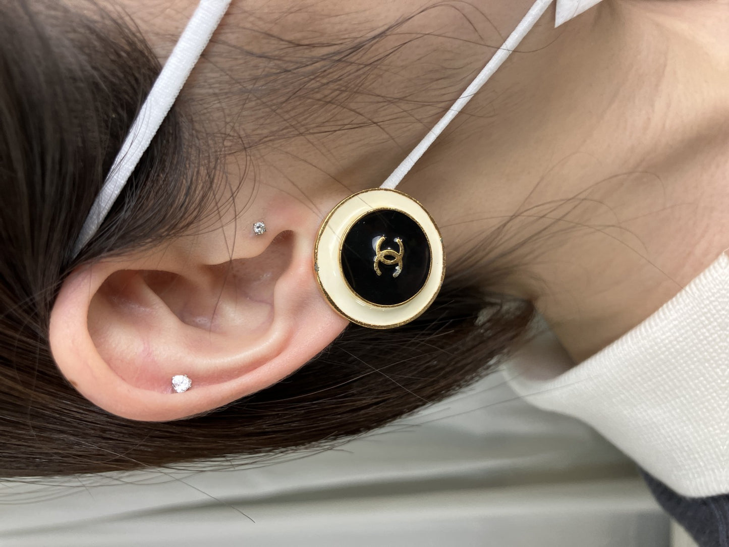 CHANEL Coco Mark Clip-On Earring 96A Black Ivory Gold 27mm Vintage Single