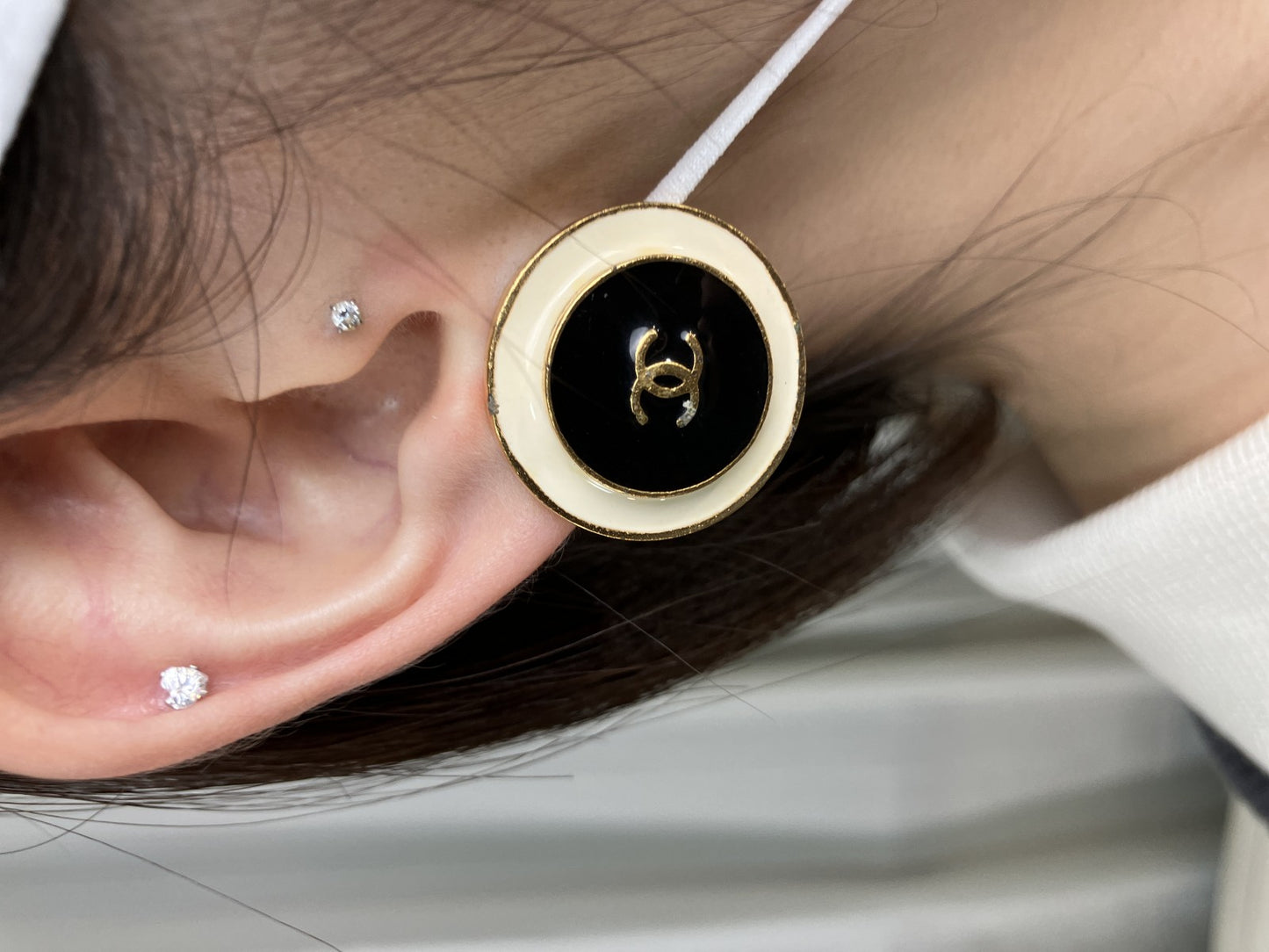 CHANEL Coco Mark Clip-On Earring 96A Black Ivory Gold 27mm Vintage Single