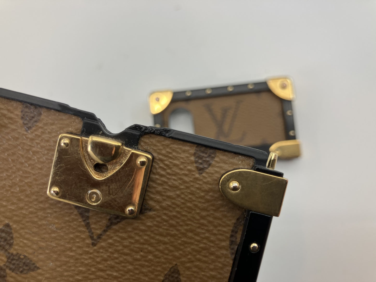 Louis Vuitton Monogram Reverse Eye Trunk iPhoneX XS M62619 BC4148 Smartphone Case Brown PVC