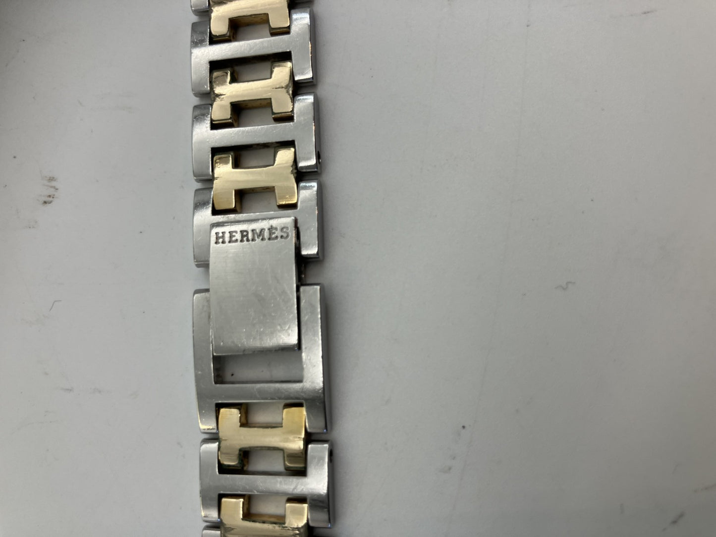 ハーメス アルソー 白文字盤 腕時計 ケース幅約２８ｍｍ 届く17ｃｍ(6.69インチ) 送料無料