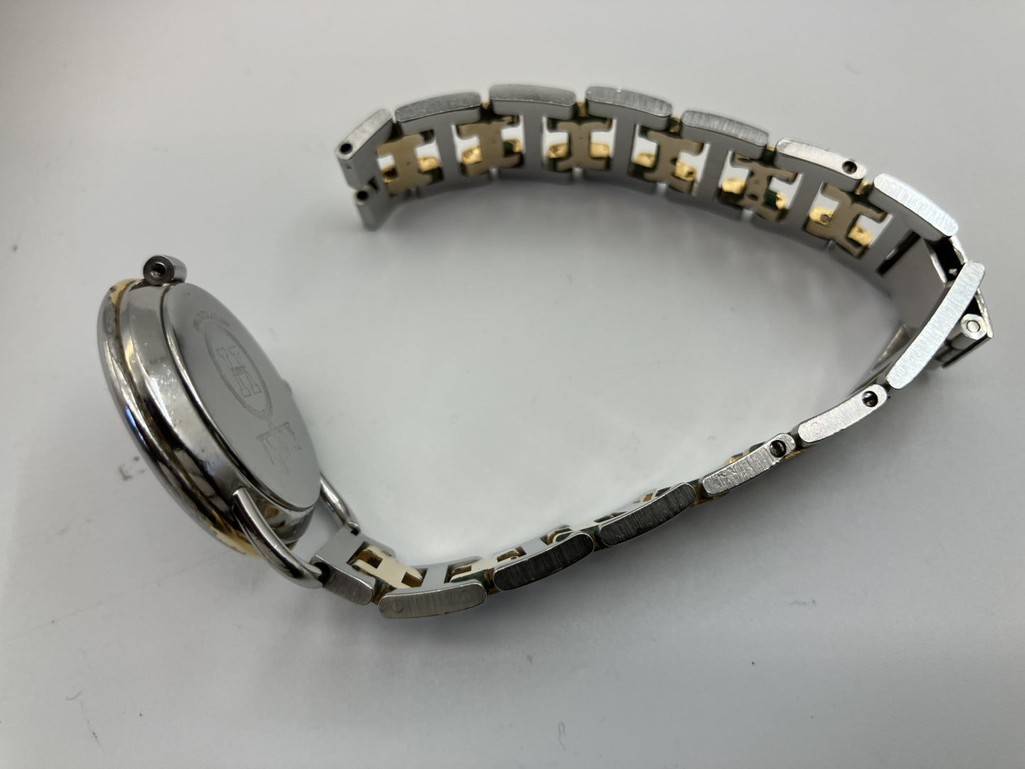 ハーメス アルソー 白文字盤 腕時計 ケース幅約２８ｍｍ 届く17ｃｍ(6.69インチ) 送料無料