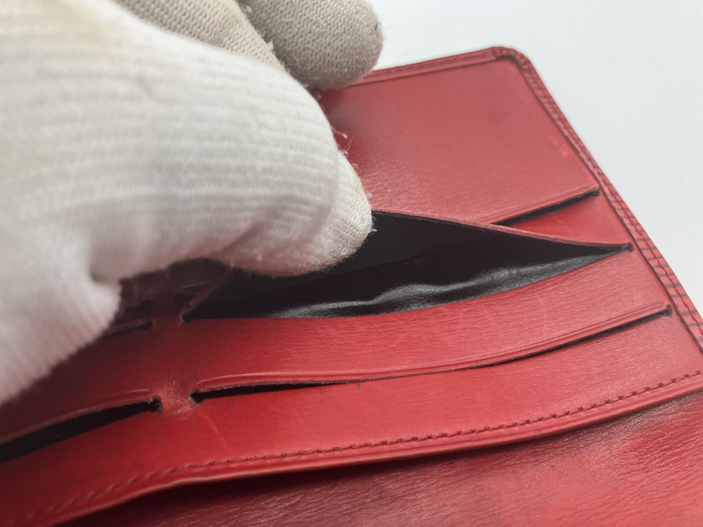 Louis Vuitton Epi Long Wallet Portefeuille Tresor International Castilian Red M63387