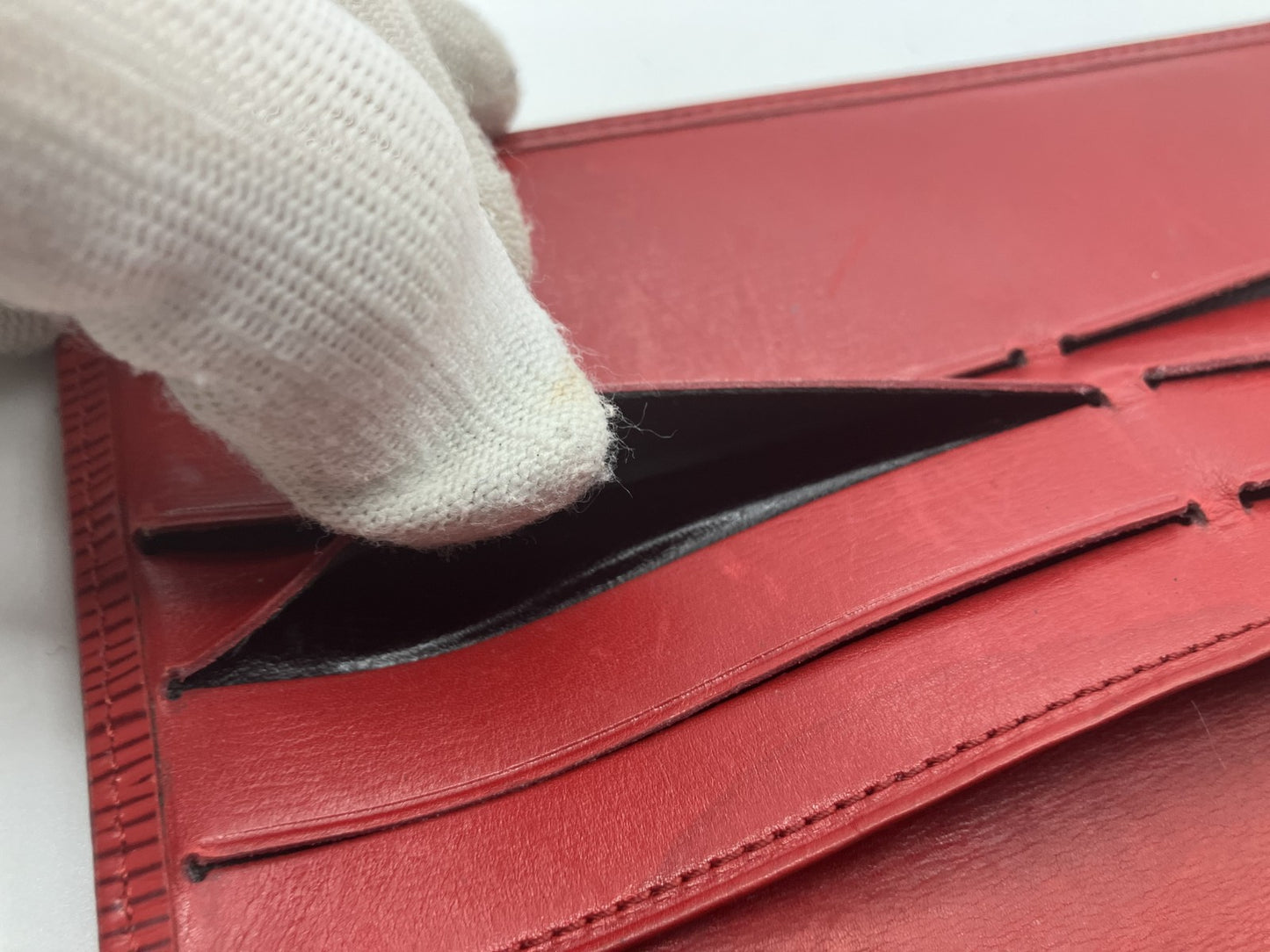 Louis Vuitton Epi Long Wallet Portefeuille Tresor International Castilian Red M63387