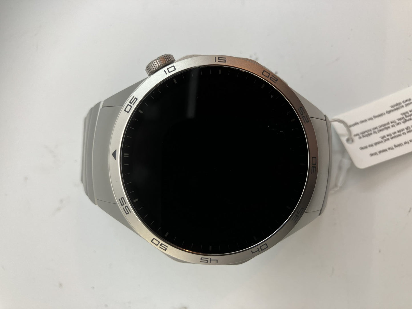 Good condition HUAWEI smartwatch GT4, wrist size 15cm, silver, box, extra 7 pieces, instruction manual included, free shipping 