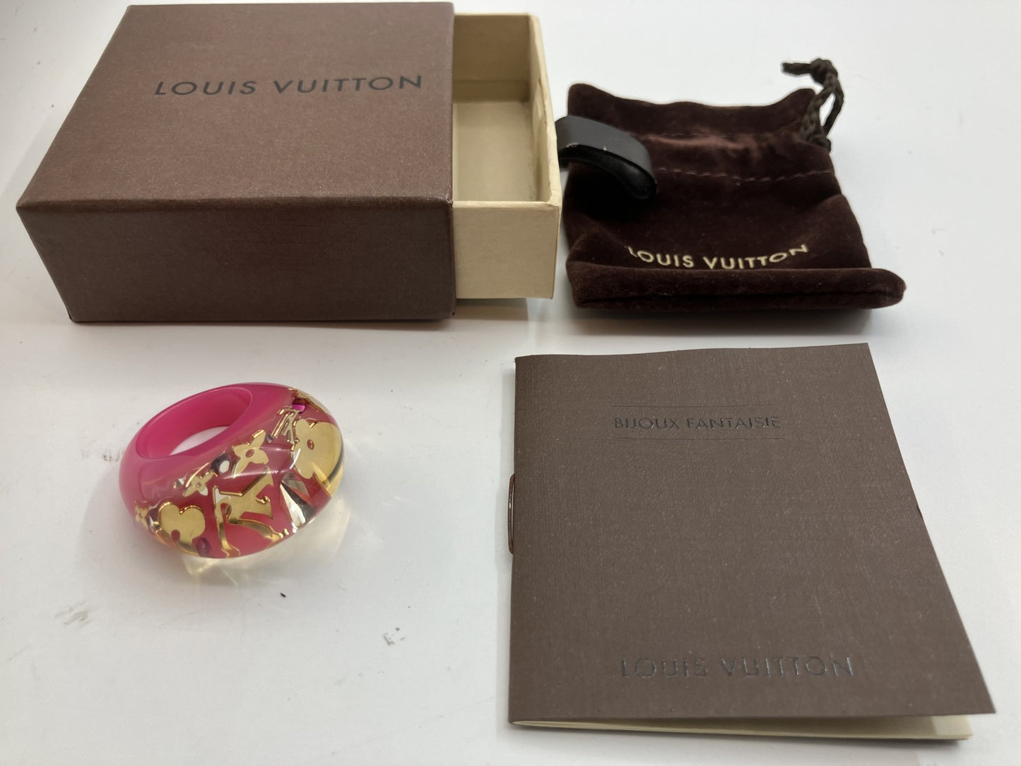 LOUIS VUITTON Acrylic Anclusion Ring Pink #10 (JP 10) (EU 50) (US 5.5) Box and bag included Free shipping 