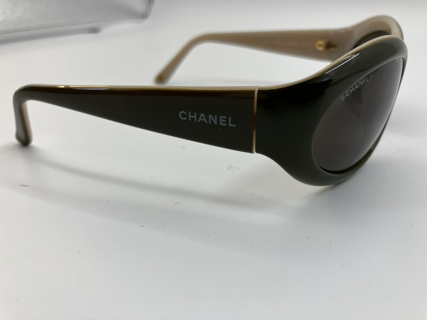 CHANEL 5017 Sunglasses Green Brown Oval Frame c.554/21 Women’s Designer Eyewear