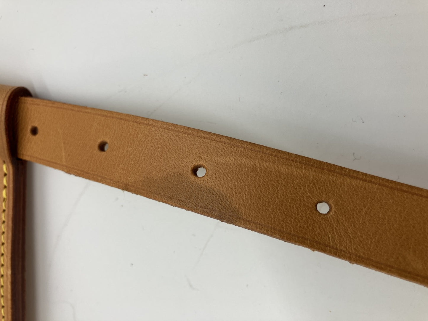 LOUIS VUITTON Leather Strap Natural Vachetta Bag Holder Strap 62cm Made in France