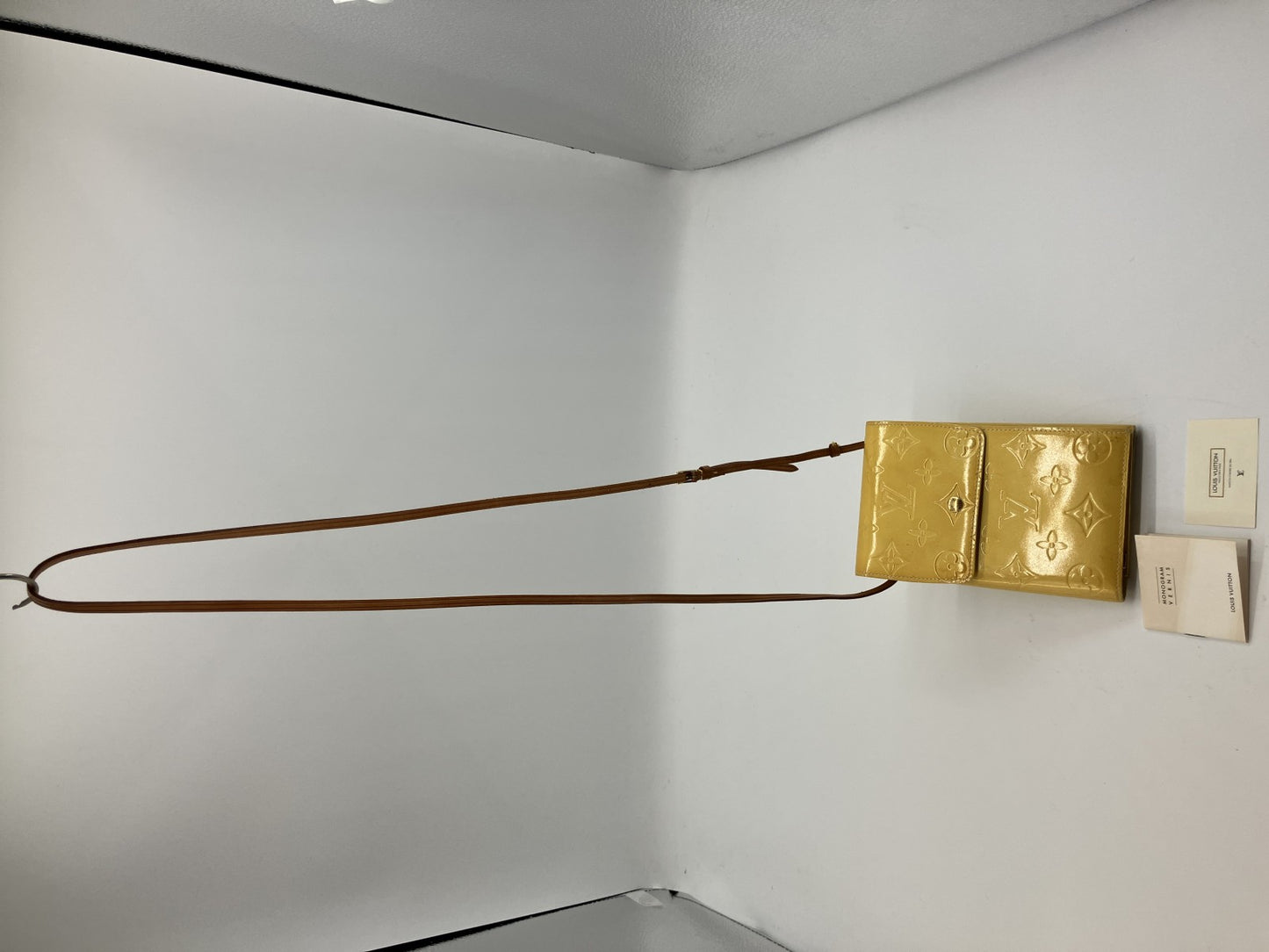 Louis Vuitton Monogram Vernis Walker Shoulder Bag Yellow VI0979 Auth