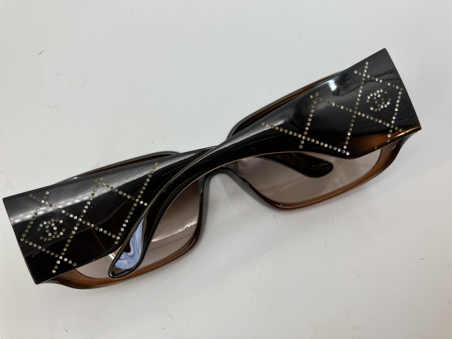 CHANEL 5808-B C.830/13 Sunglasses 64mm Brown Gradient Italy Rhinestone Logo