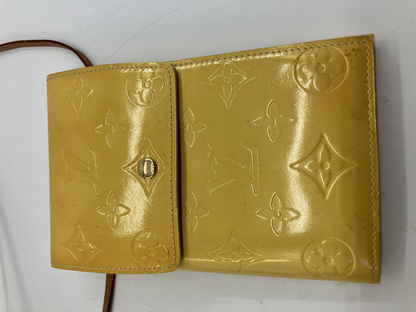 Louis Vuitton Monogram Vernis Walker Shoulder Bag Yellow VI0979 Auth