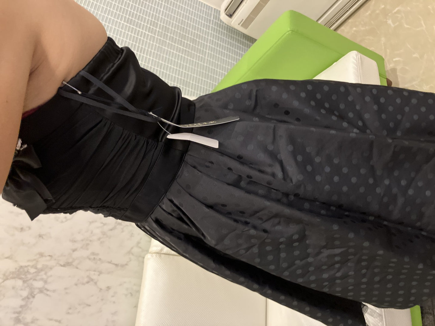 In good condition, tried on only, LENTILLE Luxe halter dress, black, with jewels, size 9A-M, made in Japan, retail price 36,000 yen,