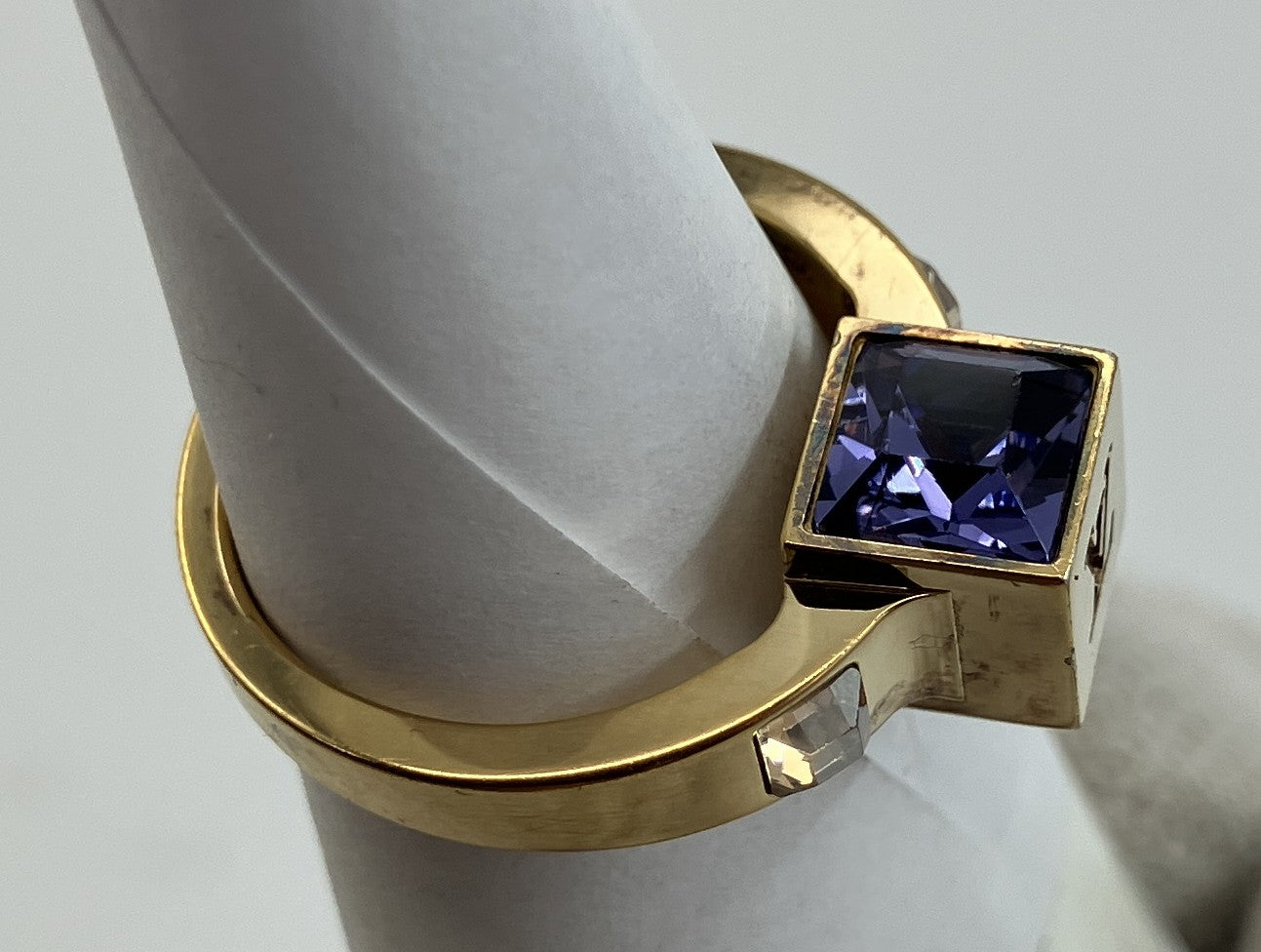 LOUIS VUITTON Gamble Ring Gold Tone Size JP11 US5.5-6 EU51-52 Purple Stone