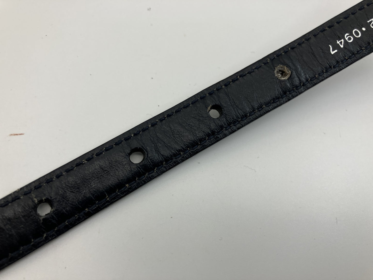 GUCCI Logo Plate Skinny Belt Navy Leather 70/28 84cm Made in Italy