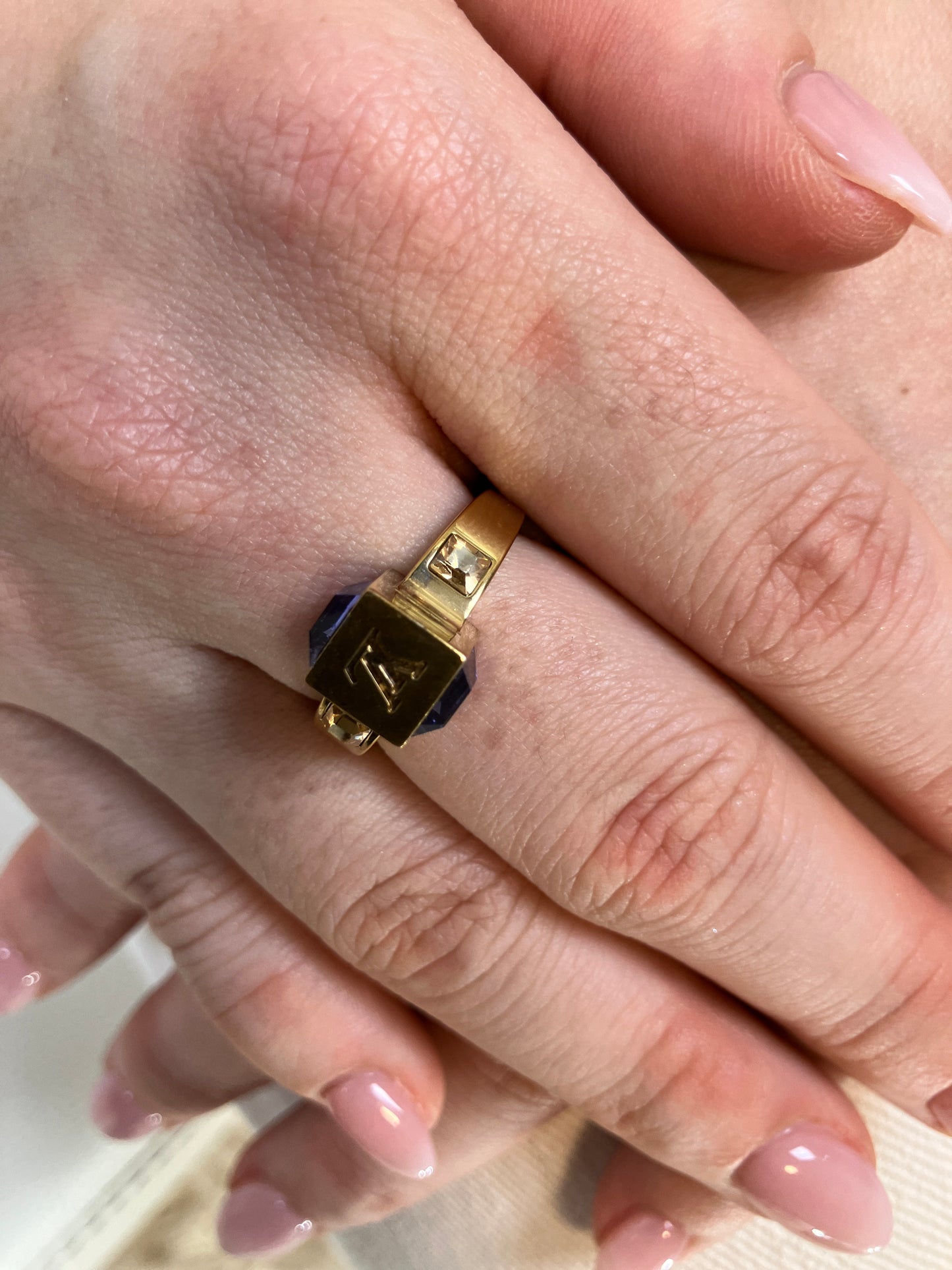 LOUIS VUITTON Gamble Ring Gold Tone Size JP11 US5.5-6 EU51-52 Purple Stone