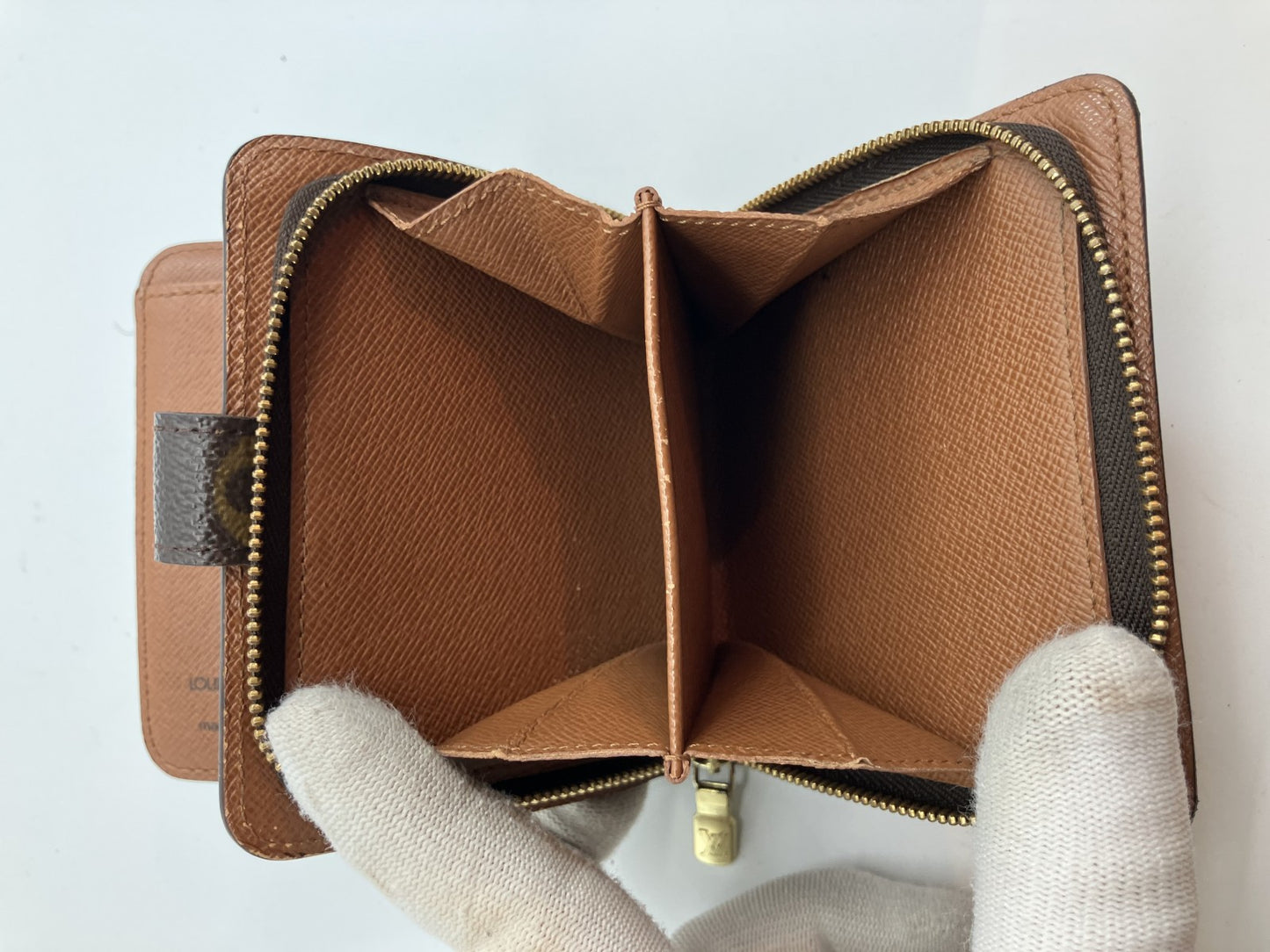 Louis Vuitton Monogram Compact Zip Bifold Wallet M61667