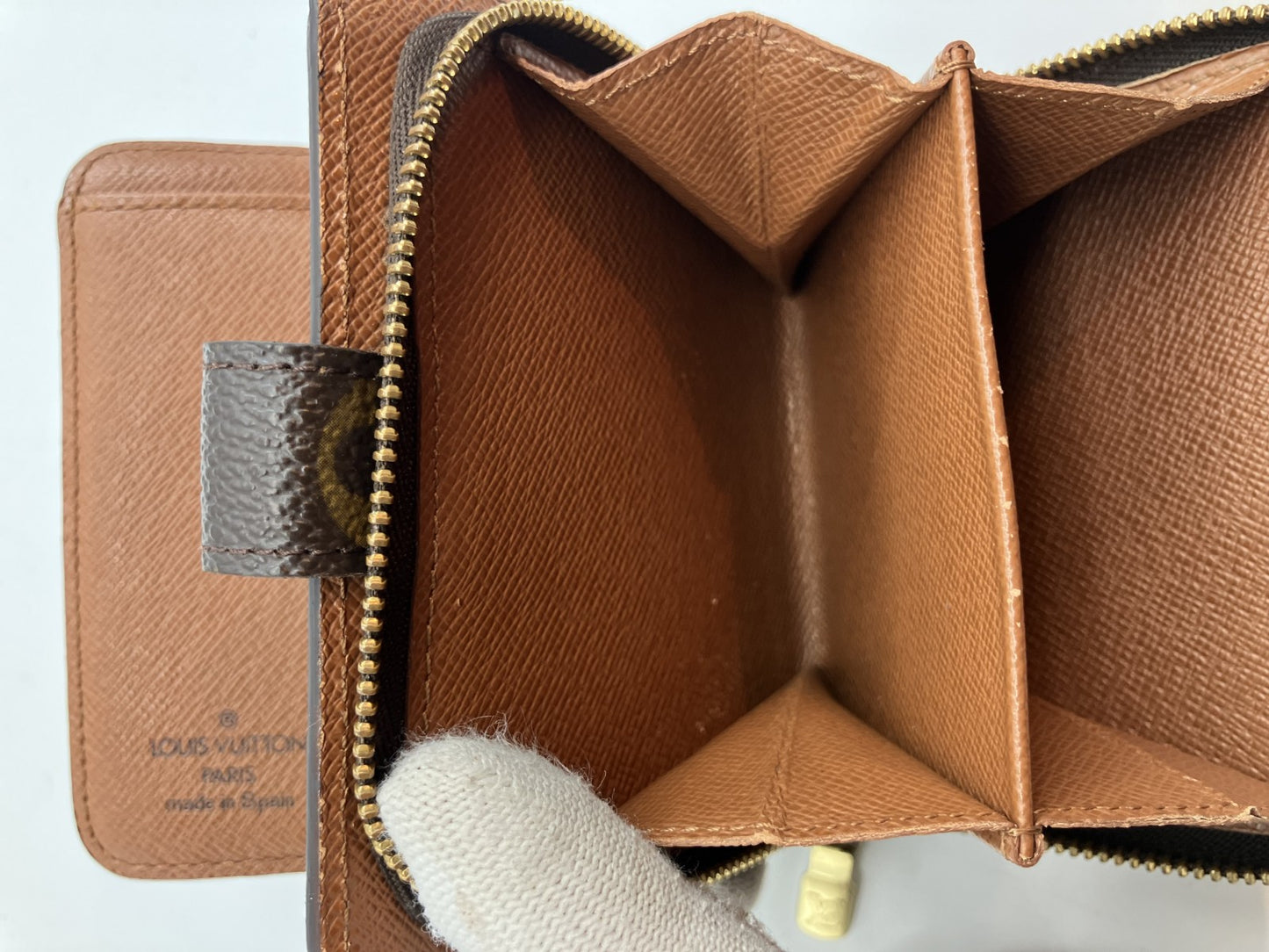 Louis Vuitton Monogram Compact Zip Bifold Wallet M61667