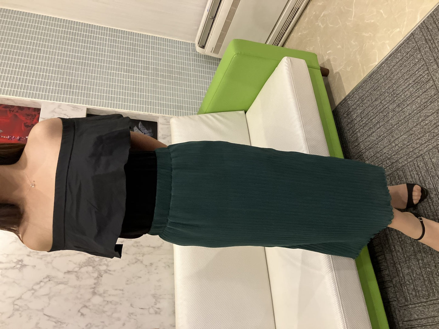 Used Yoko Chan YOKO CHAN Black Off Shoulder Ruffle Top Size 40 & Pleated Skirt Green Set Up Coordination Flare Style Women's Figure Covering Fashionable Clean Elegant Mode