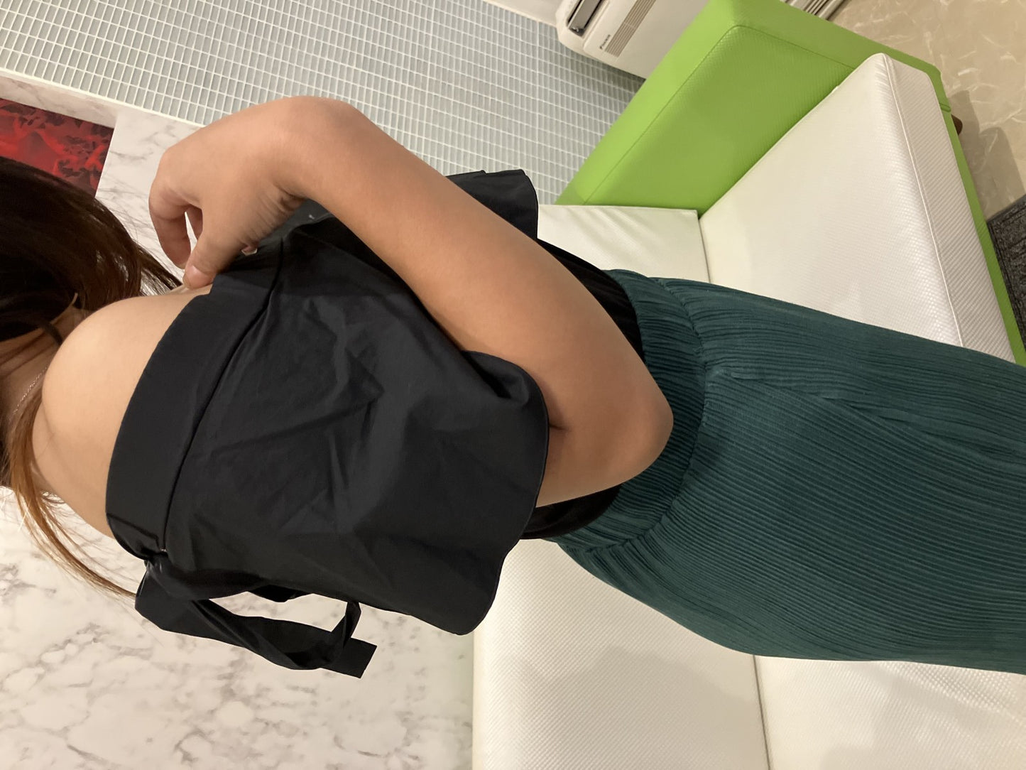 Used Yoko Chan YOKO CHAN Black Off Shoulder Ruffle Top Size 40 & Pleated Skirt Green Set Up Coordination Flare Style Women's Figure Covering Fashionable Clean Elegant Mode