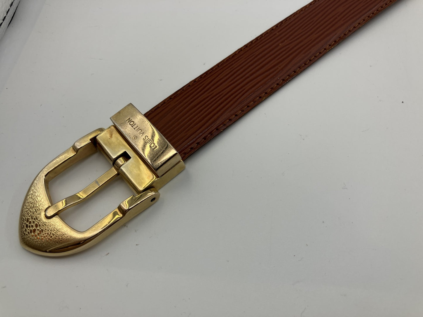 LOUIS VUITTON Epi Brown Leather Belt Gold Buckle Size 110/44 Date Code CT1908 France