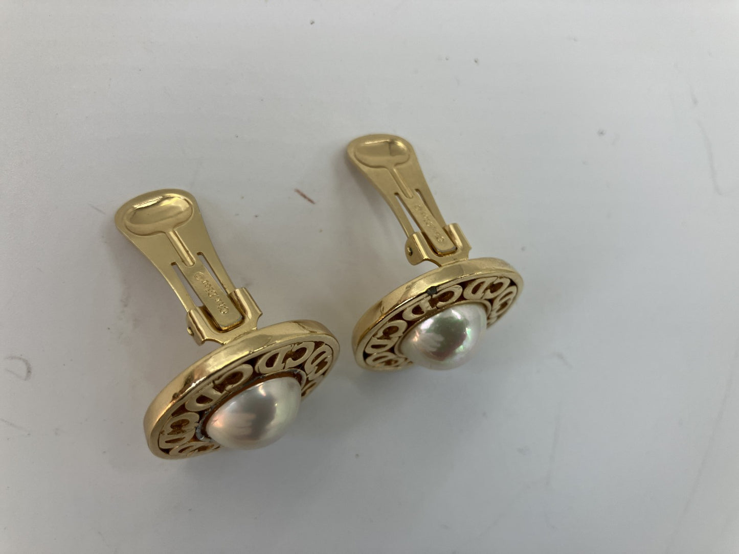 Christian Dior CD Logo Pearl Clip Earrings Gold Tone Vintage Round 27mm