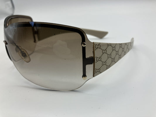 GUCCI GG1825/S Oversized Shield Sunglasses Beige GG Monogram Arms Brown Gradient Lens Made in Italy