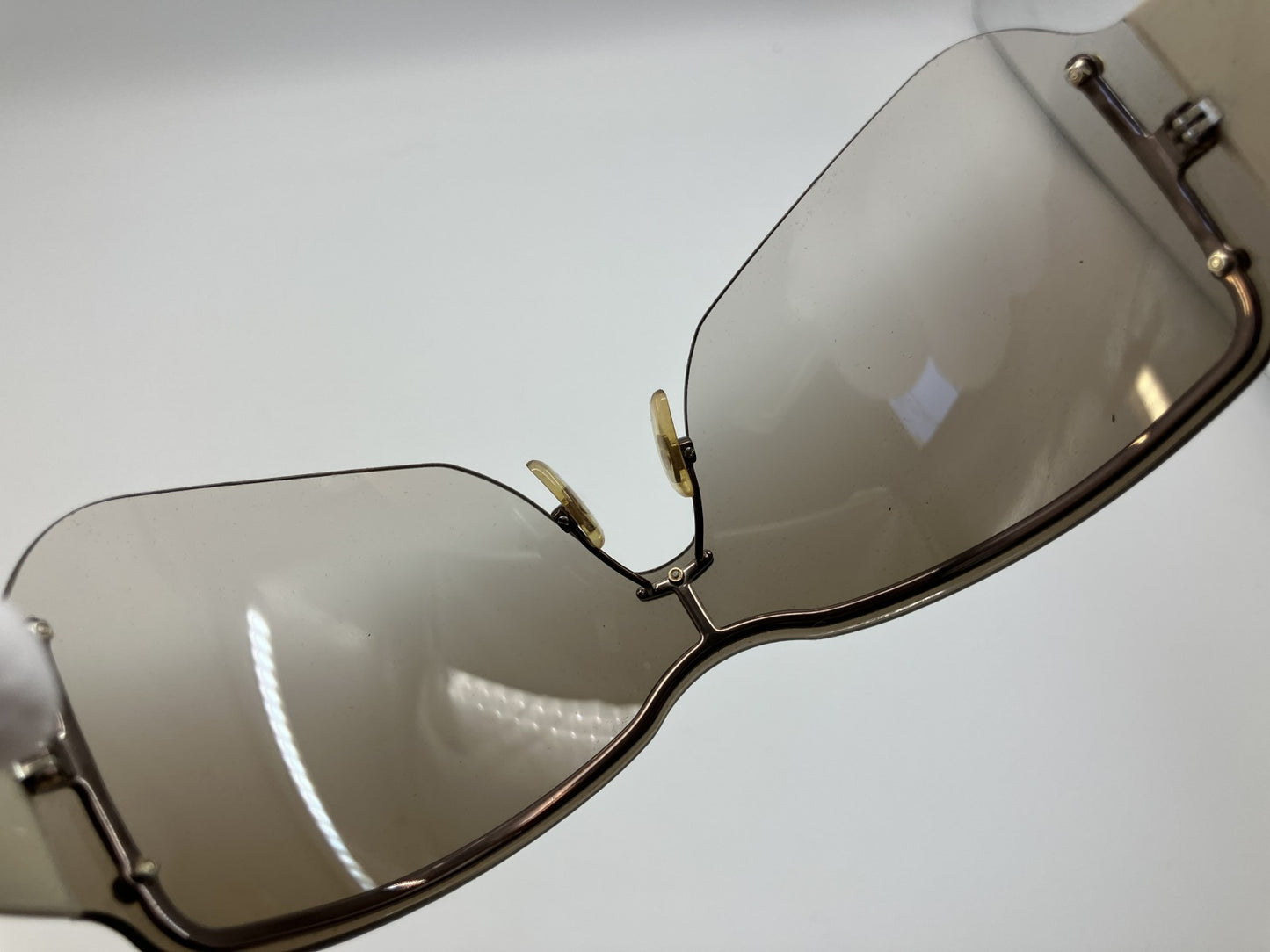 GUCCI GG1825/S Oversized Shield Sunglasses Beige GG Monogram Arms Brown Gradient Lens Made in Italy