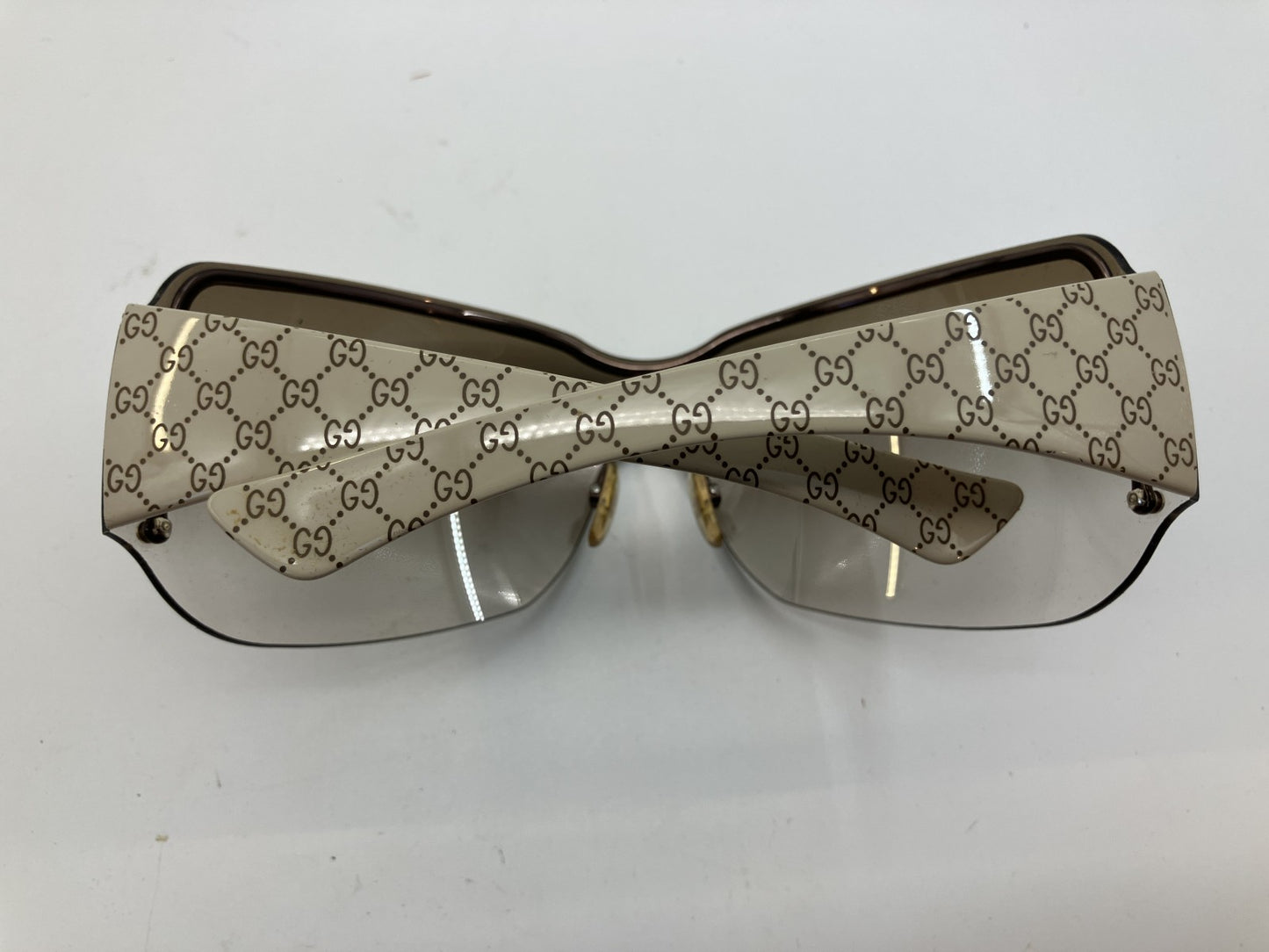 GUCCI GG1825/S Oversized Shield Sunglasses Beige GG Monogram Arms Brown Gradient Lens Made in Italy