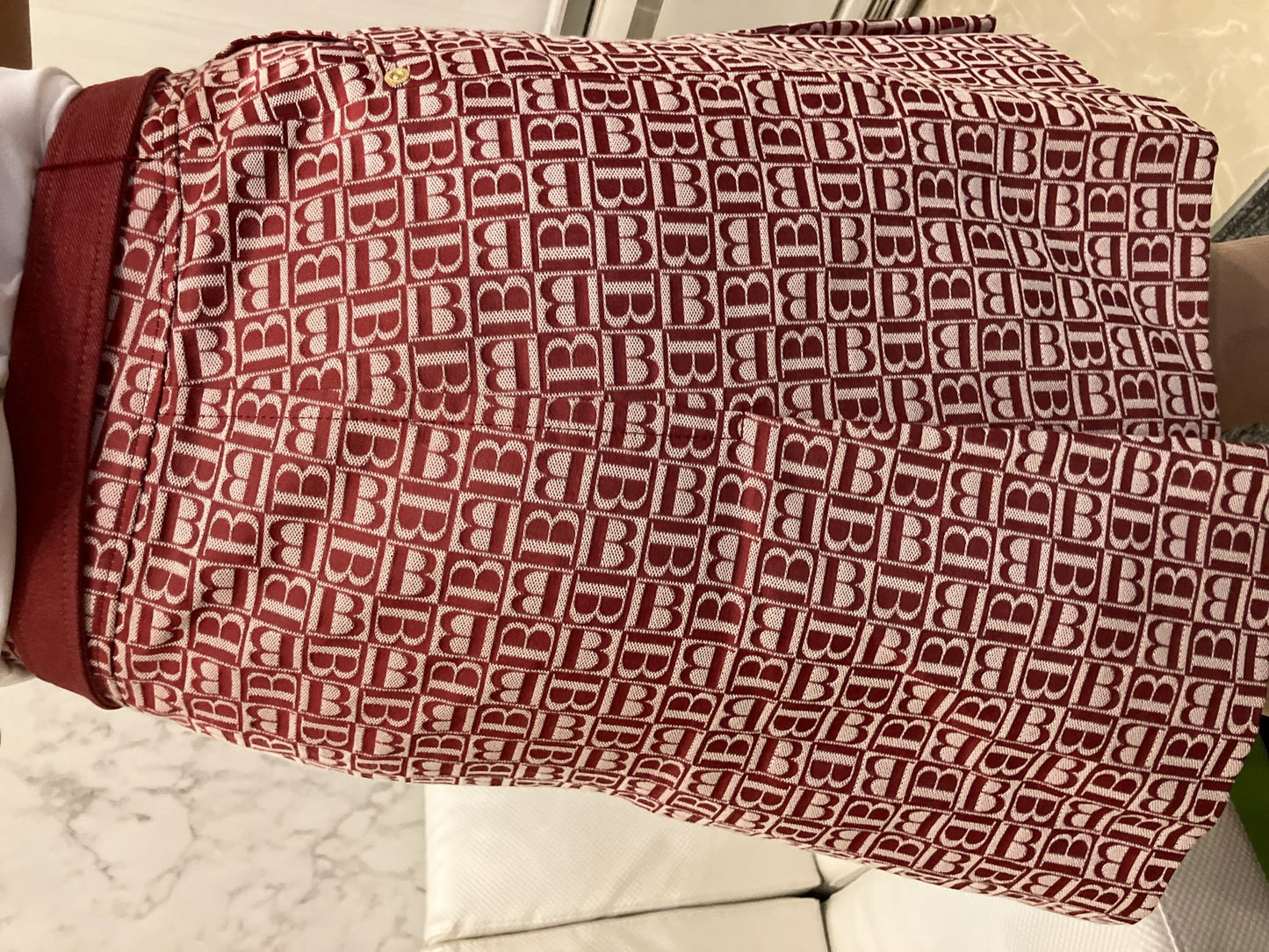 BURBERRY BLUE LABEL Burberry Blue Label all-over print skirt Size 38 Length approx. 18.9"