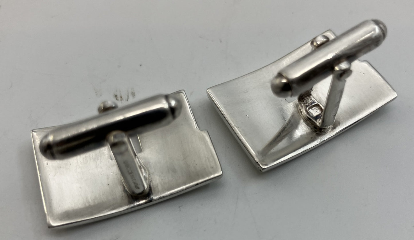 Gucci G logo motif large cufflinks 2.6 x 1.7 cm (1.02 x 0.67 inch) SV925 18g