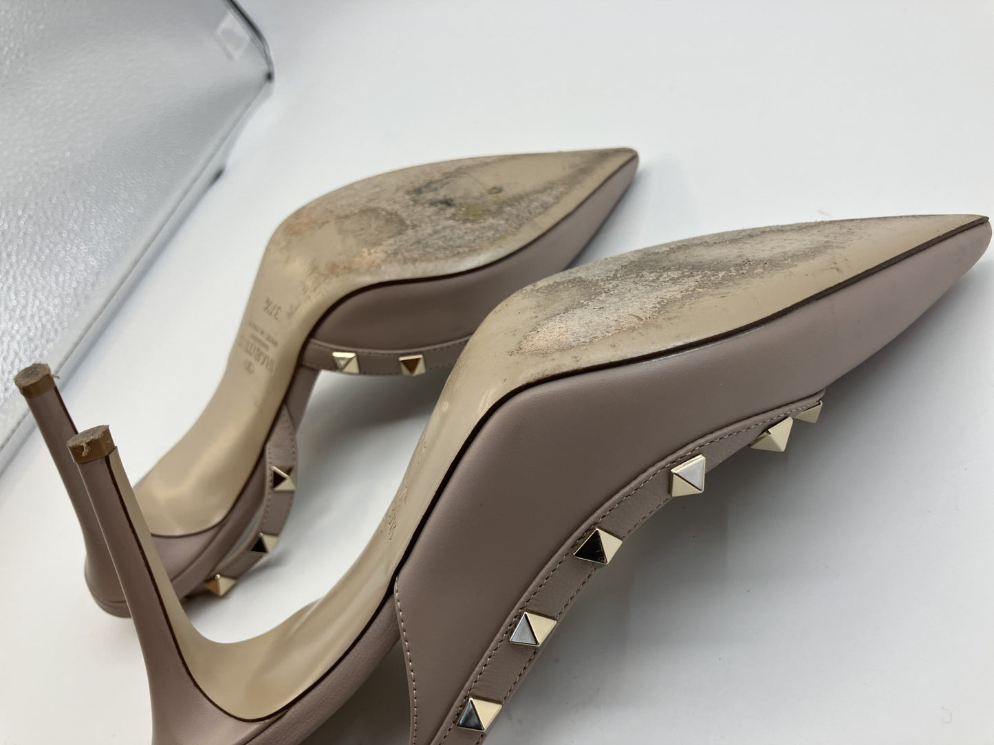 VALENTINO GARAVANI Rockstud Leather Slingback Pumps Nude Beige EU 37.5 Made in Italy Heel 9cm