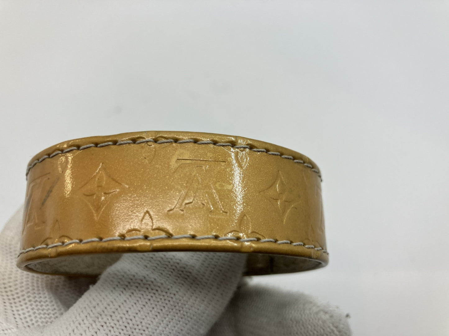 LOUIS VUITTON Vernis leather bracelet Length 23.5cm Width 2.1cm Bangle