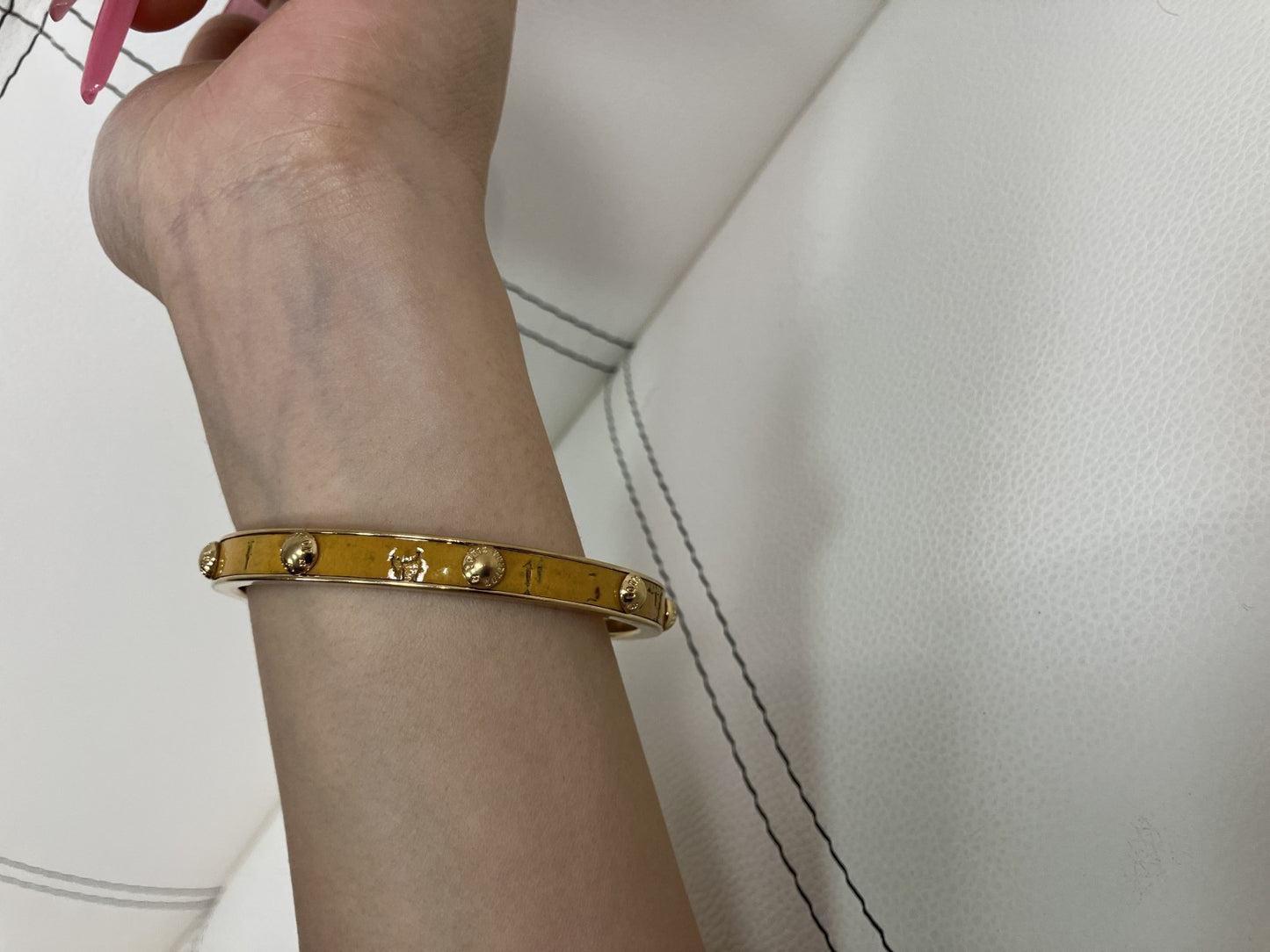 Louis Vuitton Bangle Bracelet Gold Yellow Resin Stud Size S LE0112 Vintage