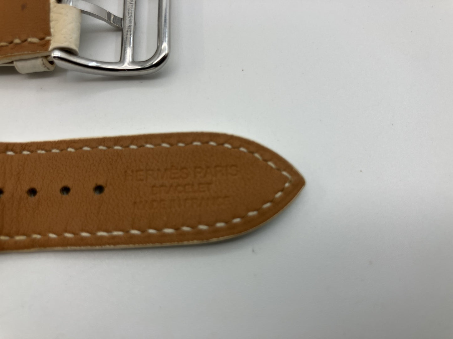 HERMES Apple Watch Band Strap Leather DT38 38mm (Fits 38/40/41) White/Off-White Made in France Box Pouch