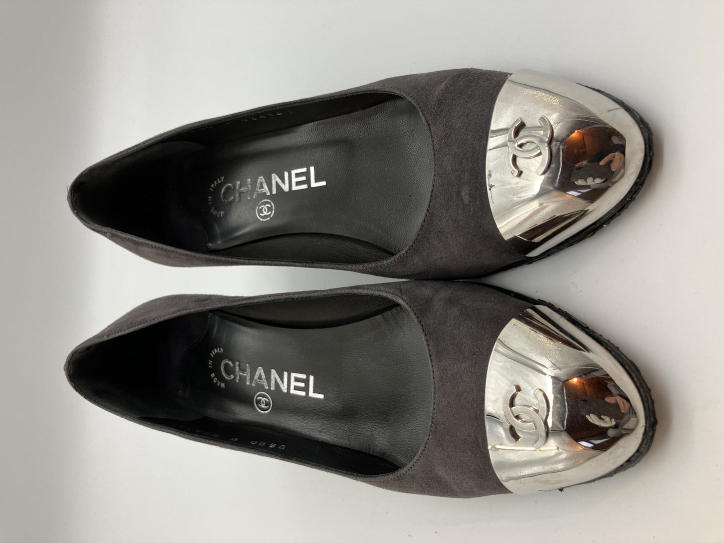 Chanel Coco Mark Suede Pumps (JP 22.5cm)(US 5.5)(8.86 inch)(EU 35.5) Women's Grey Free Shipping 