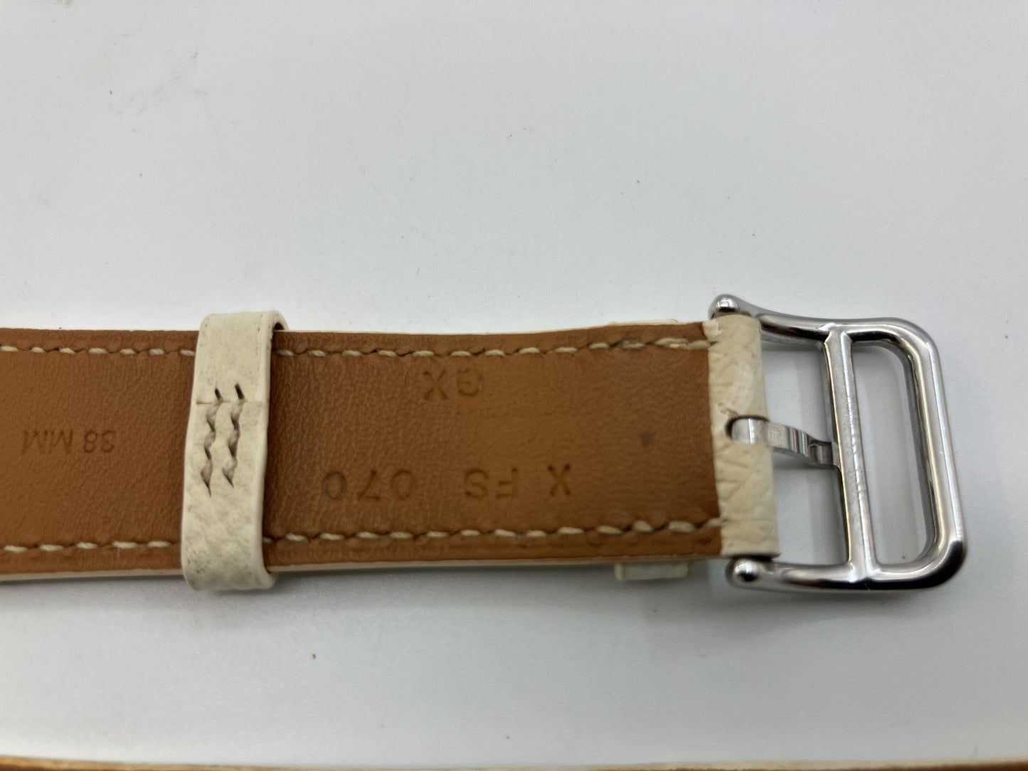 HERMES Apple Watch Band Strap Leather DT38 38mm (Fits 38/40/41) White/Off-White Made in France Box Pouch