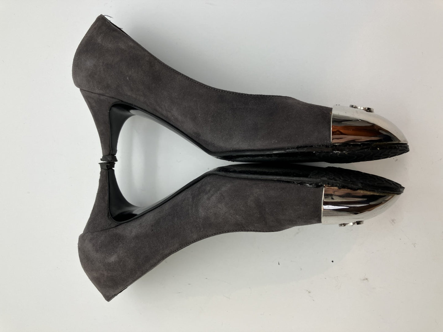 Chanel Coco Mark Suede Pumps (JP 22.5 cm)(US 5.5)(8.86 inch)(EU 35.5) Women's Gray