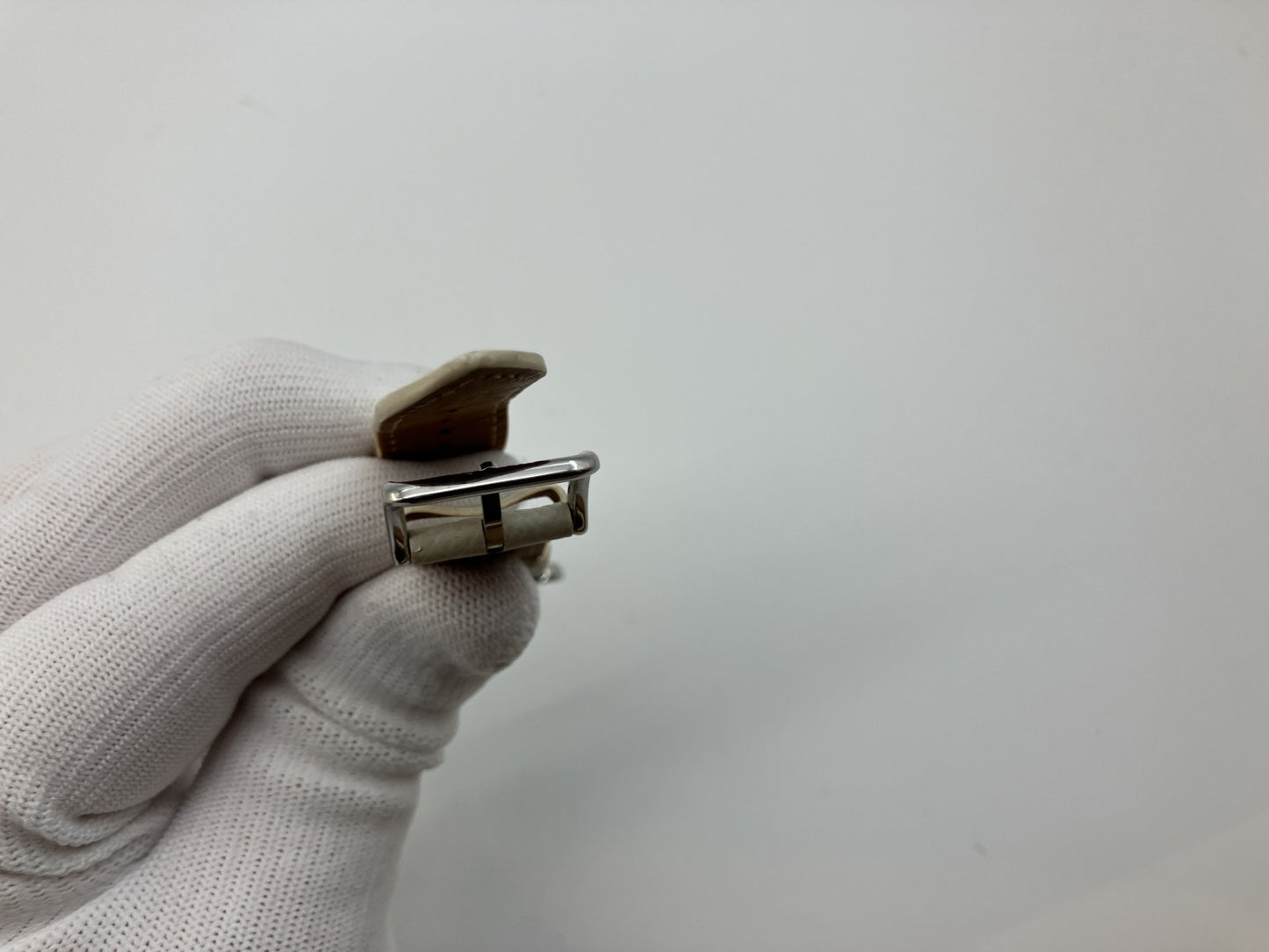 HERMES Apple Watch Band Strap Leather DT38 38mm (Fits 38/40/41) White/Off-White Made in France Box Pouch