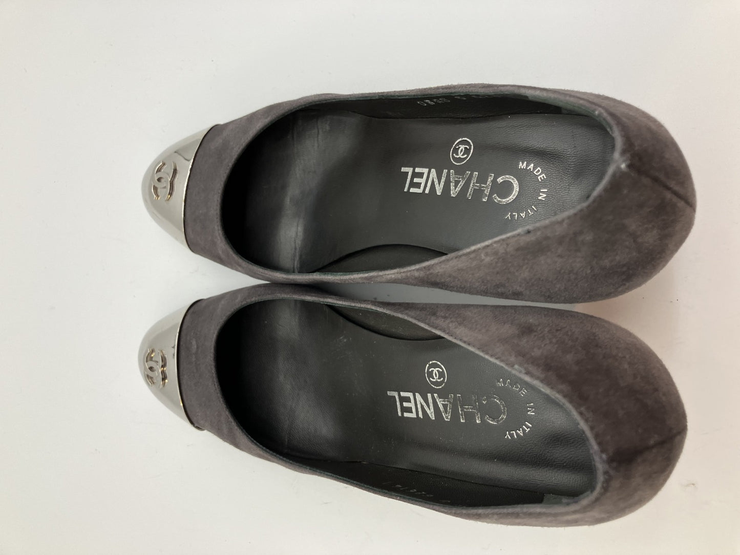 Chanel Coco Mark Suede Pumps (JP 22.5 cm)(US 5.5)(8.86 inch)(EU 35.5) Women's Gray