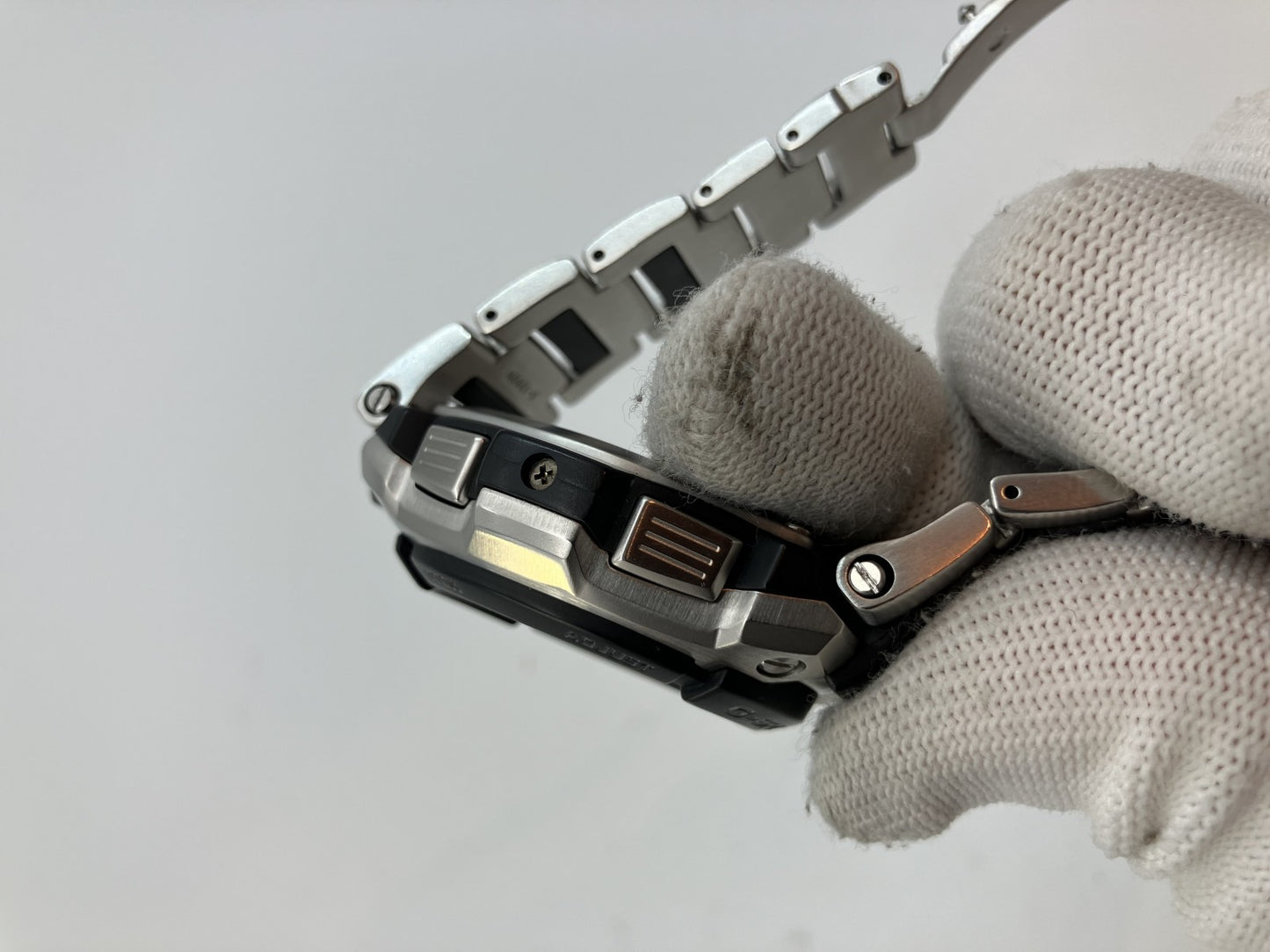 G-SHOCK MTG-1000 Radio Solar Powered Watch Casio Men's Full Analog Display High-end Stainless Steel Model 1.9" Working Silver Black Dial Tough Solar Powered Multiband 5 Waterproof 20 ATM