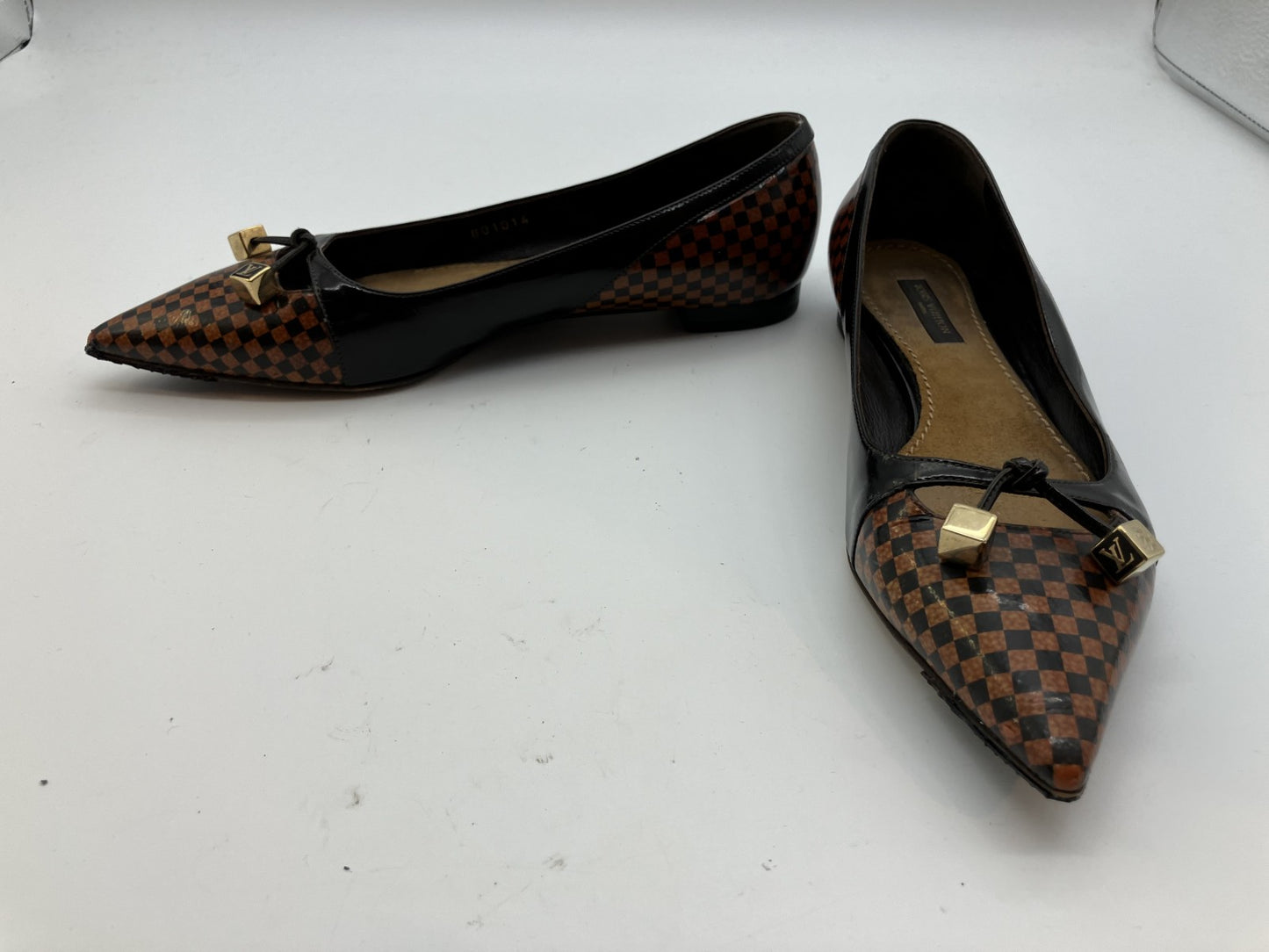 LOUIS VUITTON Damier Enamel (JP 22.5cm)(US 5.5)(8.86 inch)(EU 35.5) LV Cube Ribbon Pumps Brown &amp; Black Free Shipping 