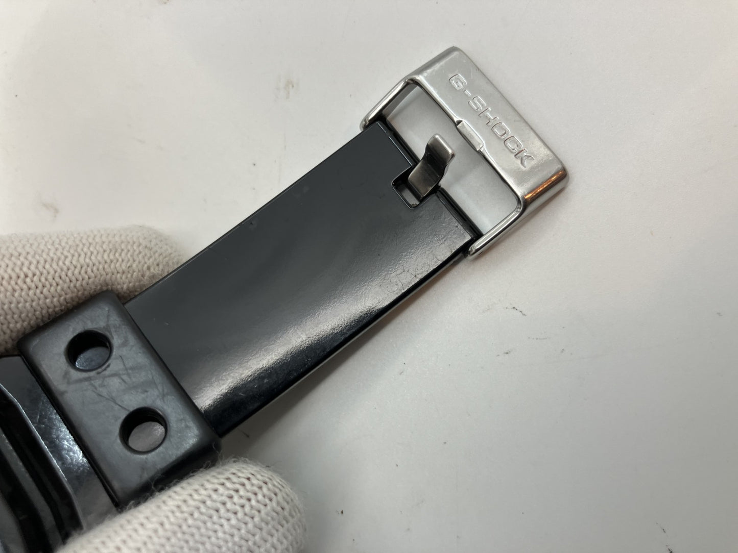 Casio G-SHOCK GWX-8900B Men's Watch White x Black Tough Solar Powered Radio Controlled Watch 3279 [Move Confirmed]