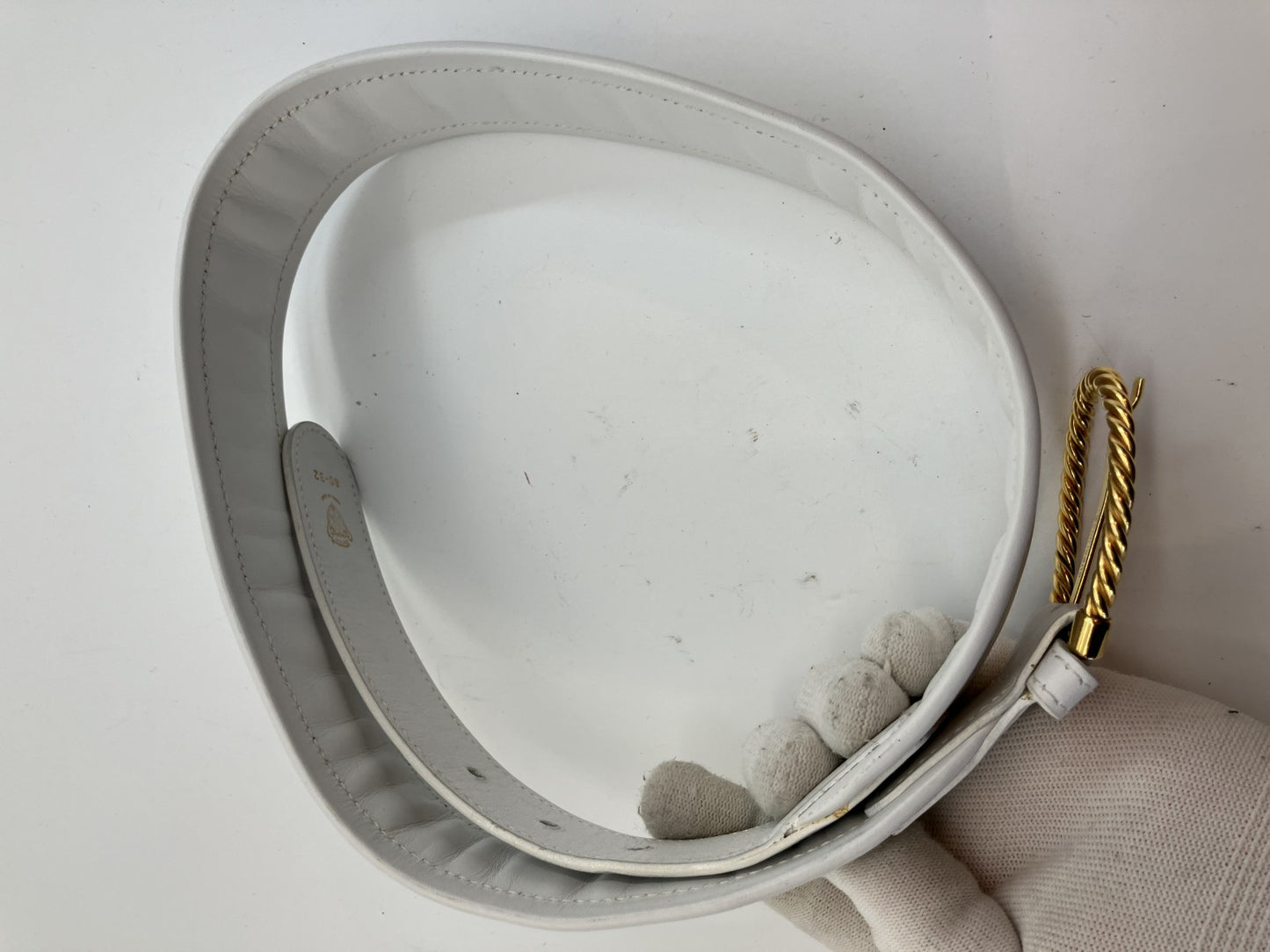 GUCCI オールドグッチ ベルト 最長94ｃｍ(37.01インチ) 幅4.6ｃｍ(1.81インチ) ホワイト＆ゴールド 送料無料