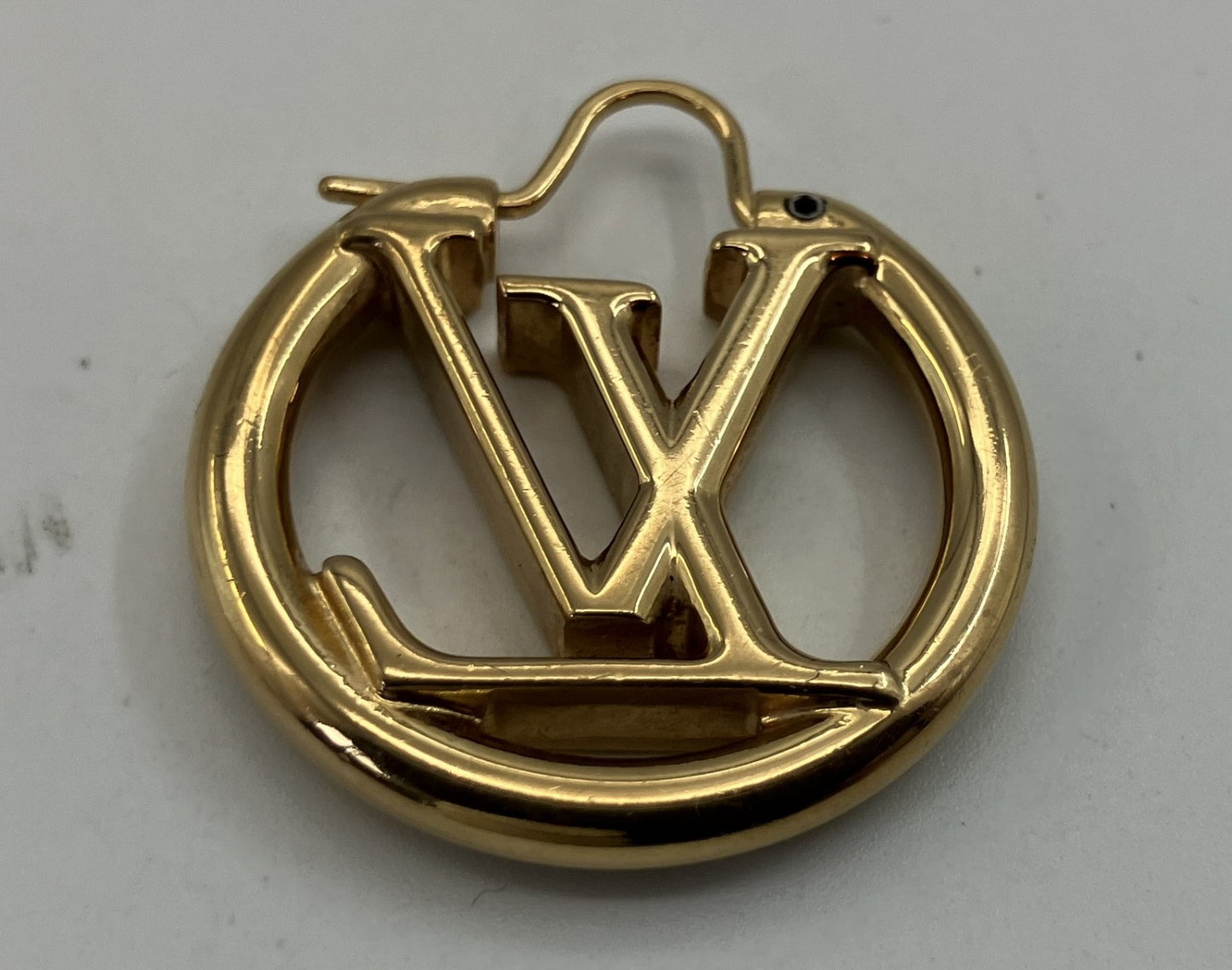 ต่างหู LOUIS VUITTON M00396 D'oreille Louise ชิ้นเดียว มีกล่องและถุงให้ สีทอง จัดส่งฟรี 