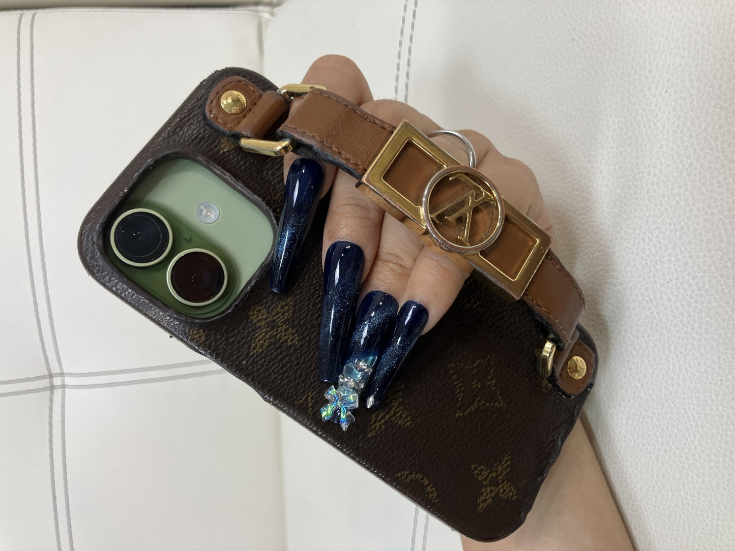 Louis Vuitton iPhone 13 13 Pro Case Fits 14 15 16 17 Pro Strap Cover
