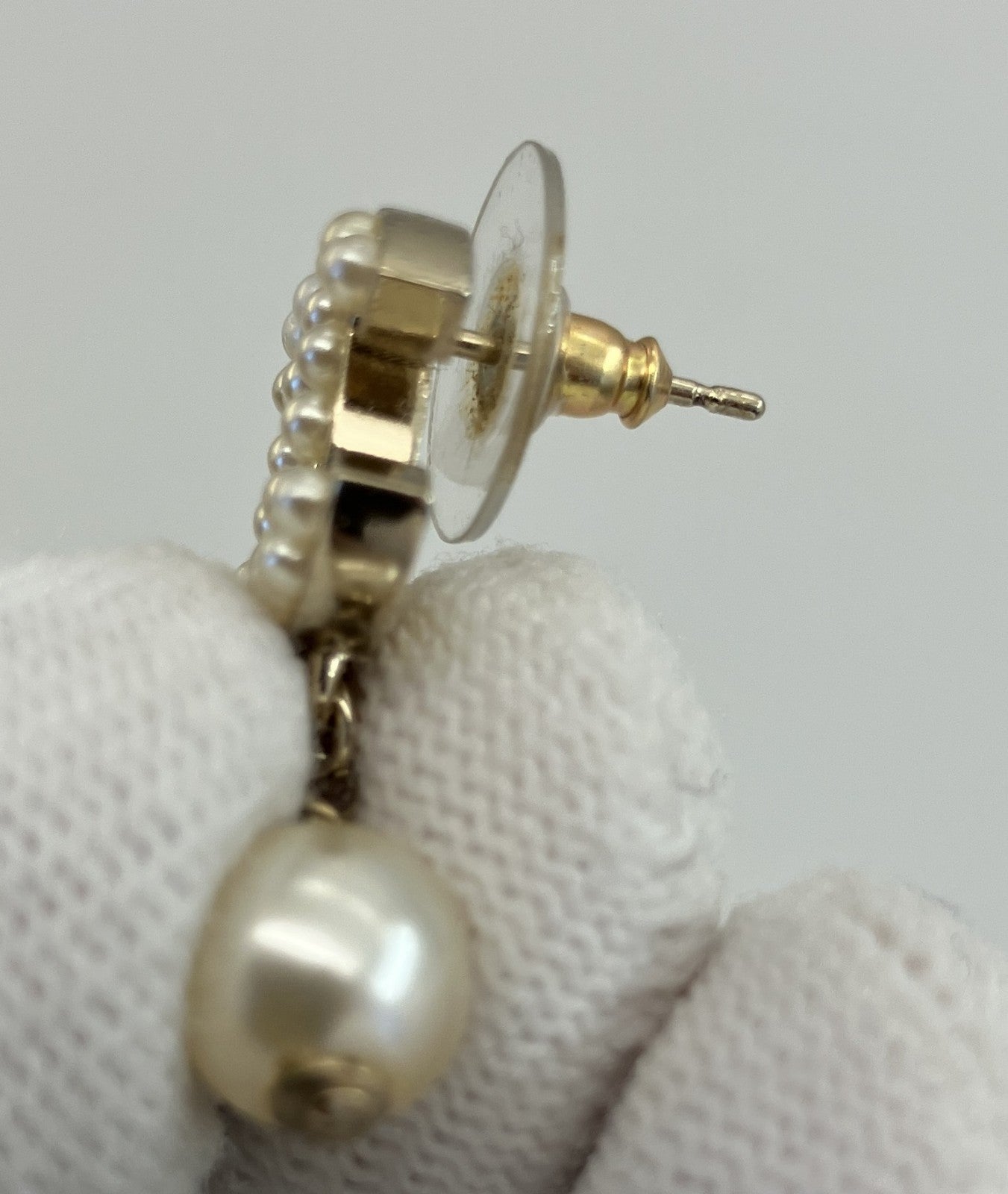 CHANEL Coco Mark Faux Pearl Drop Dangle Stud Earring Gold Tone 07V Single