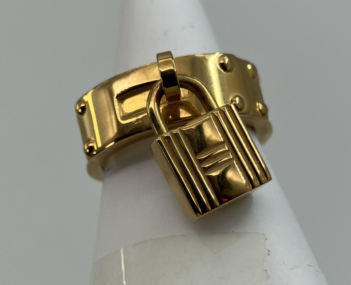 エルメス スカーフリング ケリー ゴールド×ネイビー 箱付 送料無料