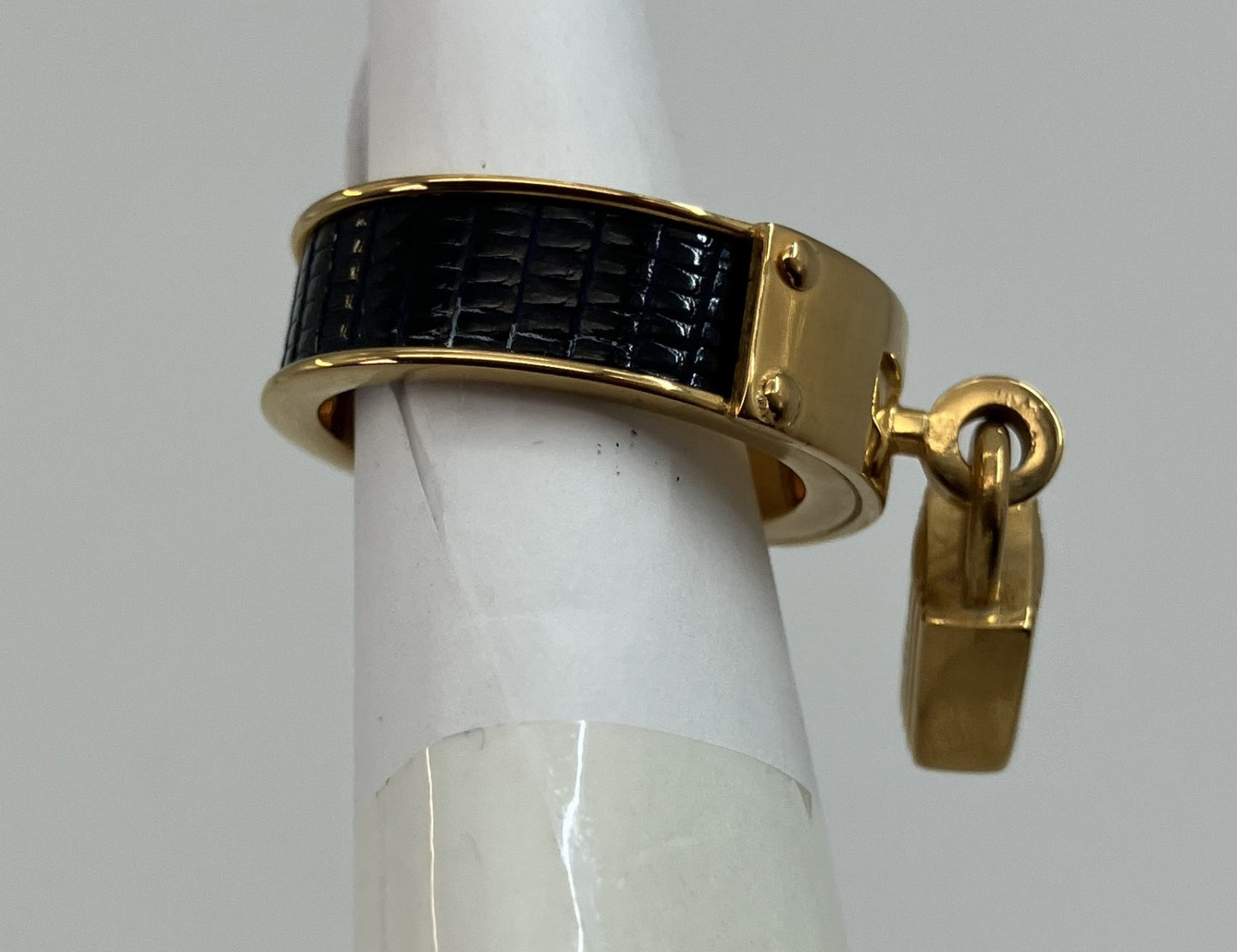 エルメス スカーフリング ケリー ゴールド×ネイビー 箱付 送料無料