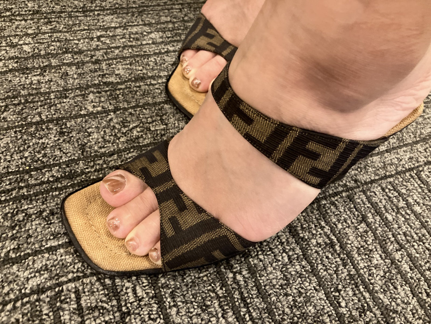 FENDI Zucca Canvas Sandals Block Heel EU 37 US 6.5–7 Brown Black Repaired Heel